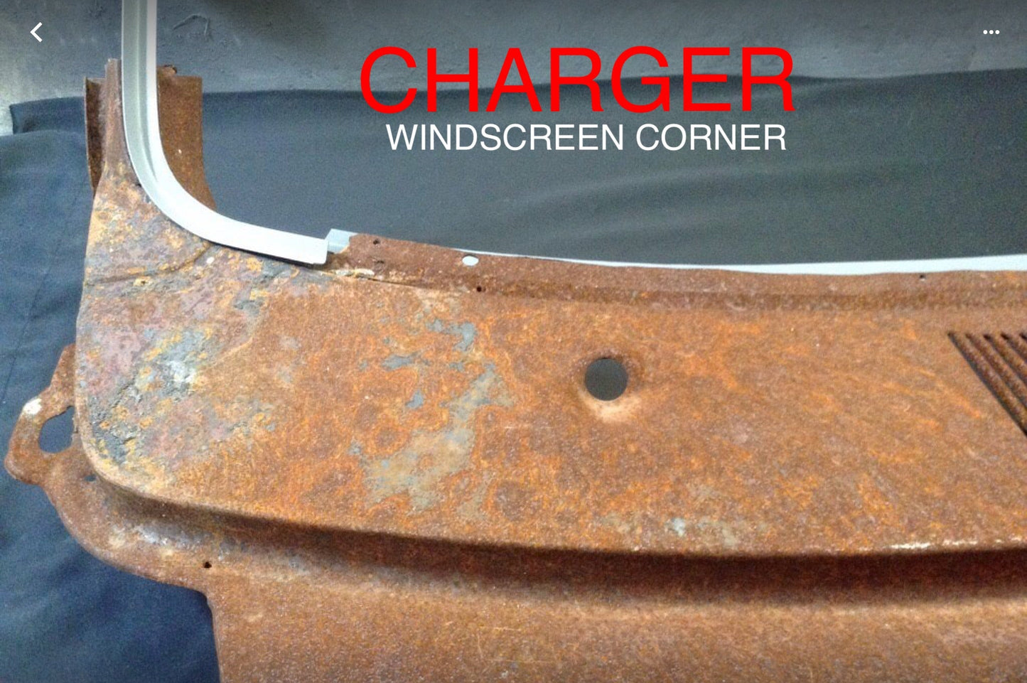 VALIANT CHARGER FRONT WINDSCREEN CORNERS