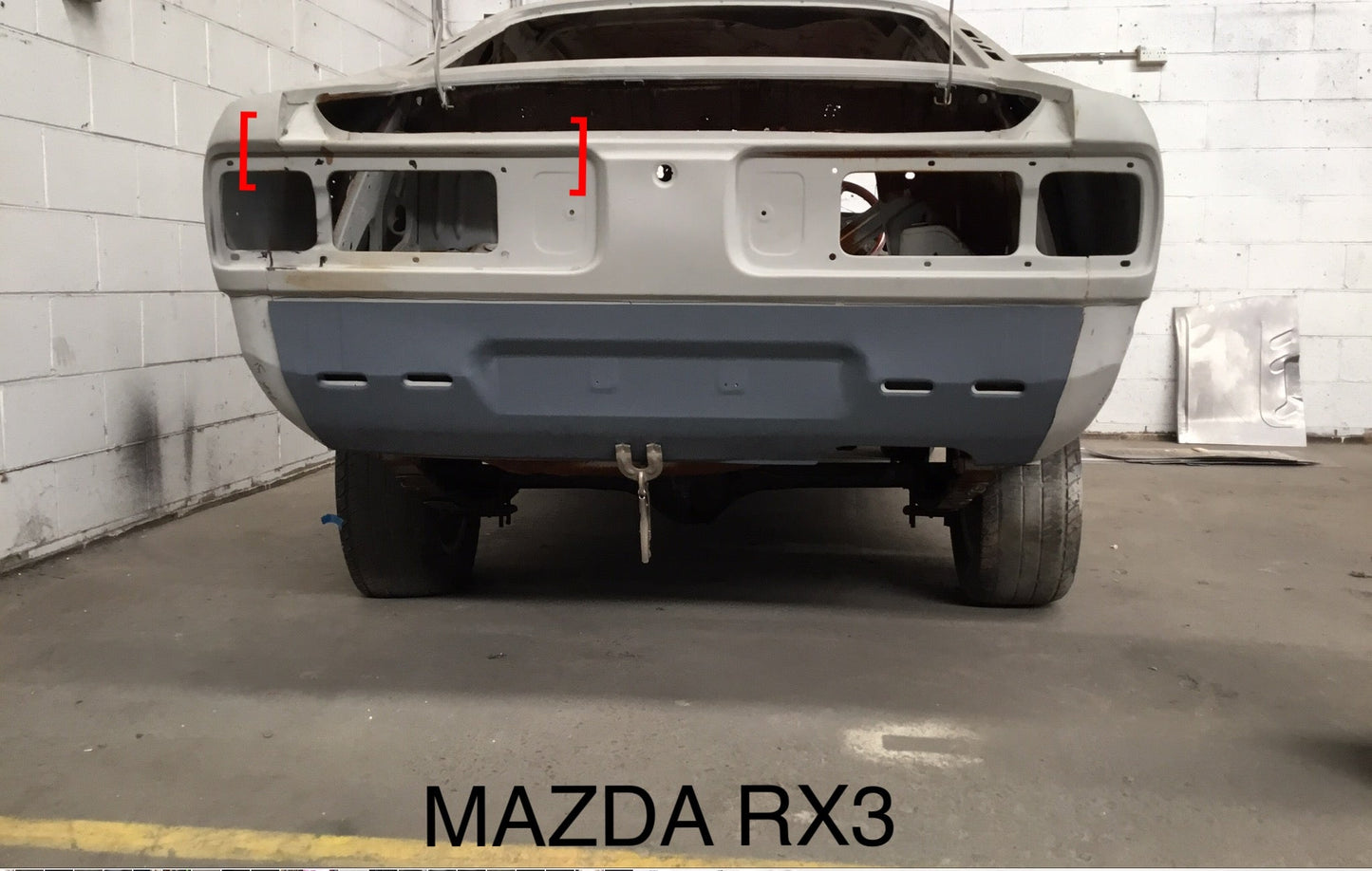 FITS MAZDA RX3 /808 TOP OF TAIL LIGHT