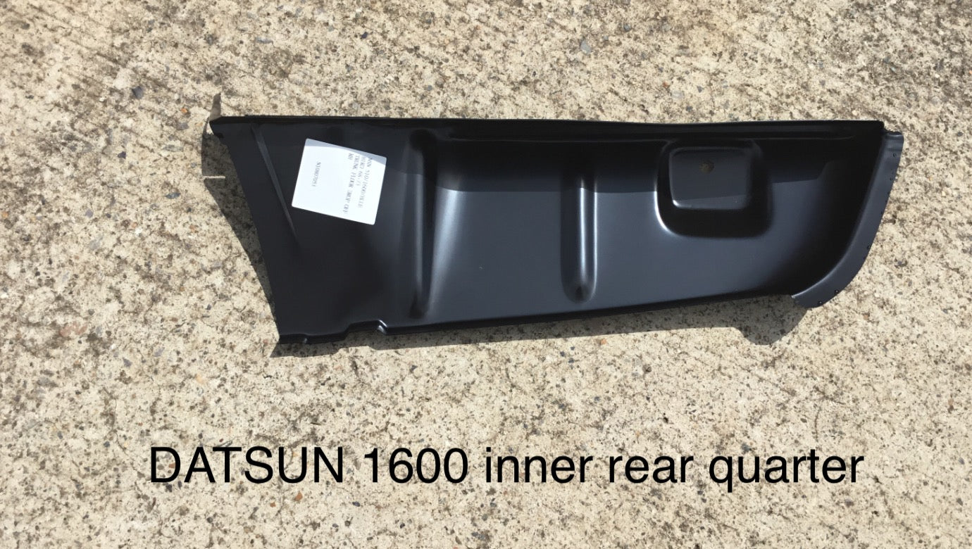 DATSUN 1600 INNER REAR QUARTERS