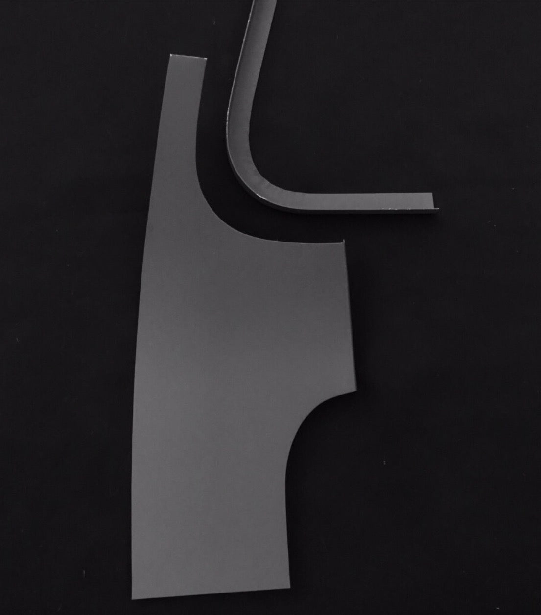 VALIANT VH TO CM TOP OF REAR GUARD & BOTTOM CORNER WINDSCREEN CHANNEL