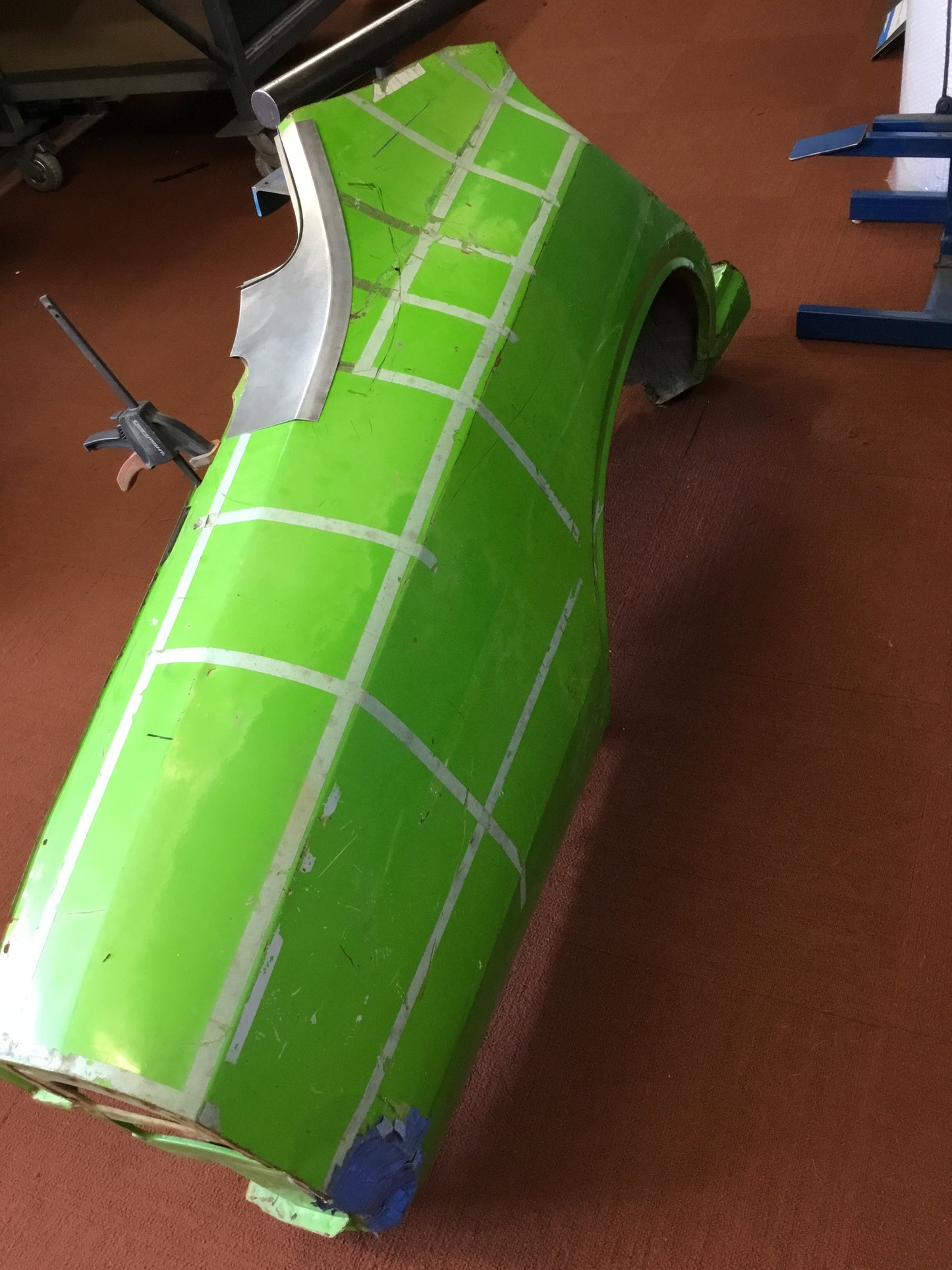 VALIANT VH TO CM TOP OF REAR GUARD & BOTTOM CORNER WINDSCREEN CHANNEL