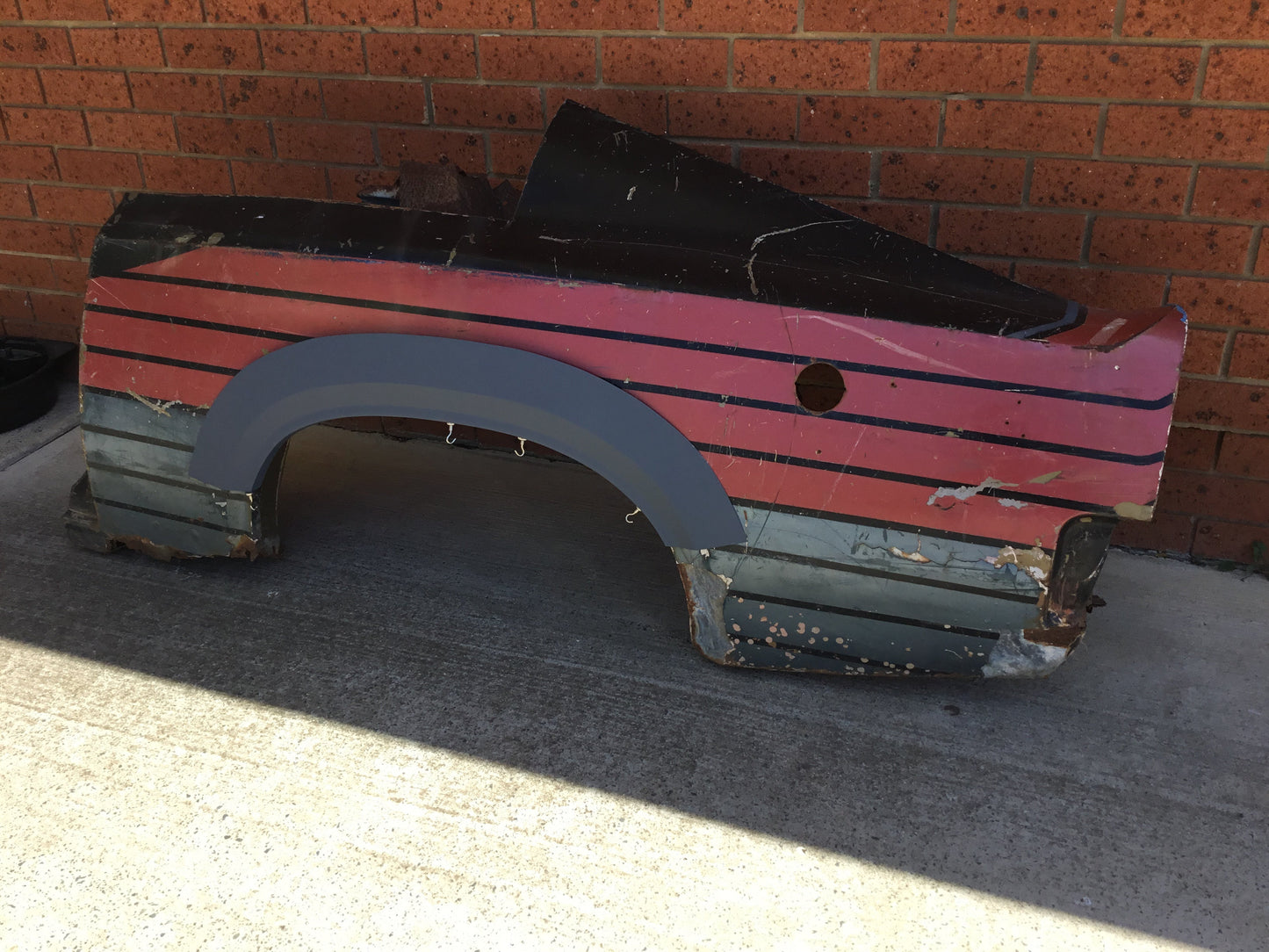 VALIANT CHARGER REAR WHEEL ARCH