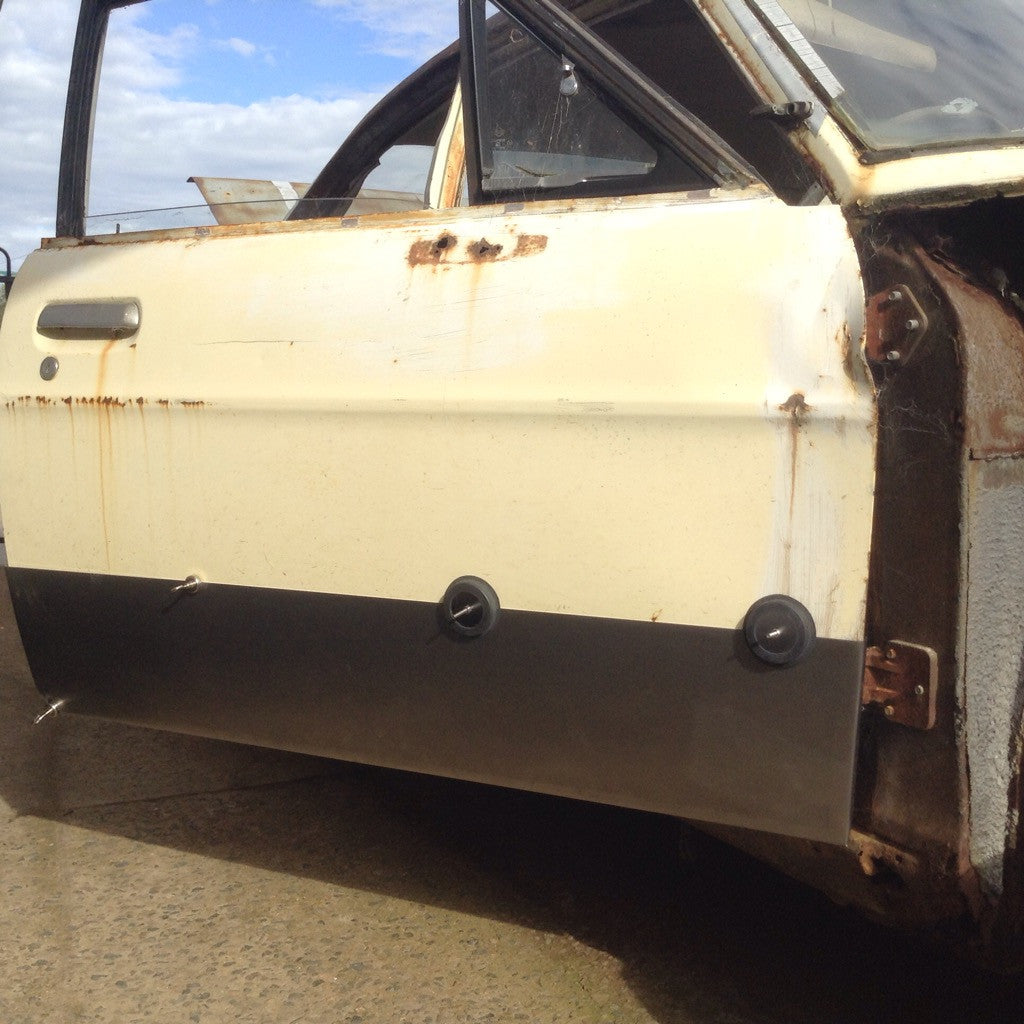 SUITS A DATSUN 1200 COUPE LOWER DOOR SKINS