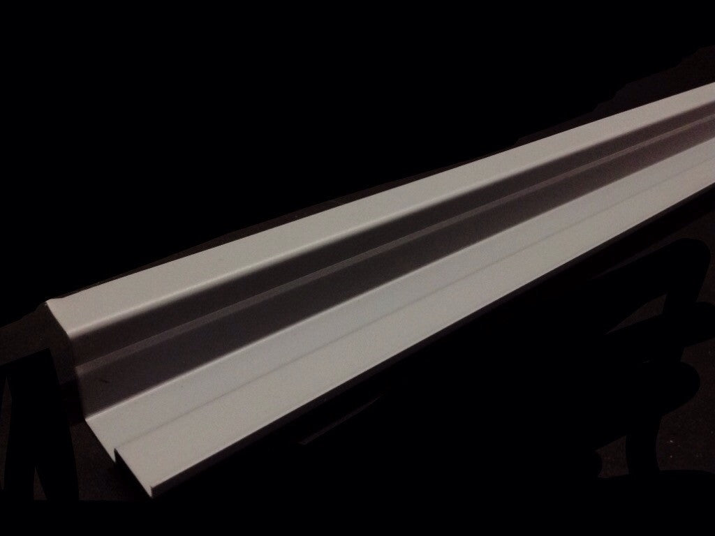 VALIANT CHARGER BOOT DRAIN GUTTER STRAIGHT