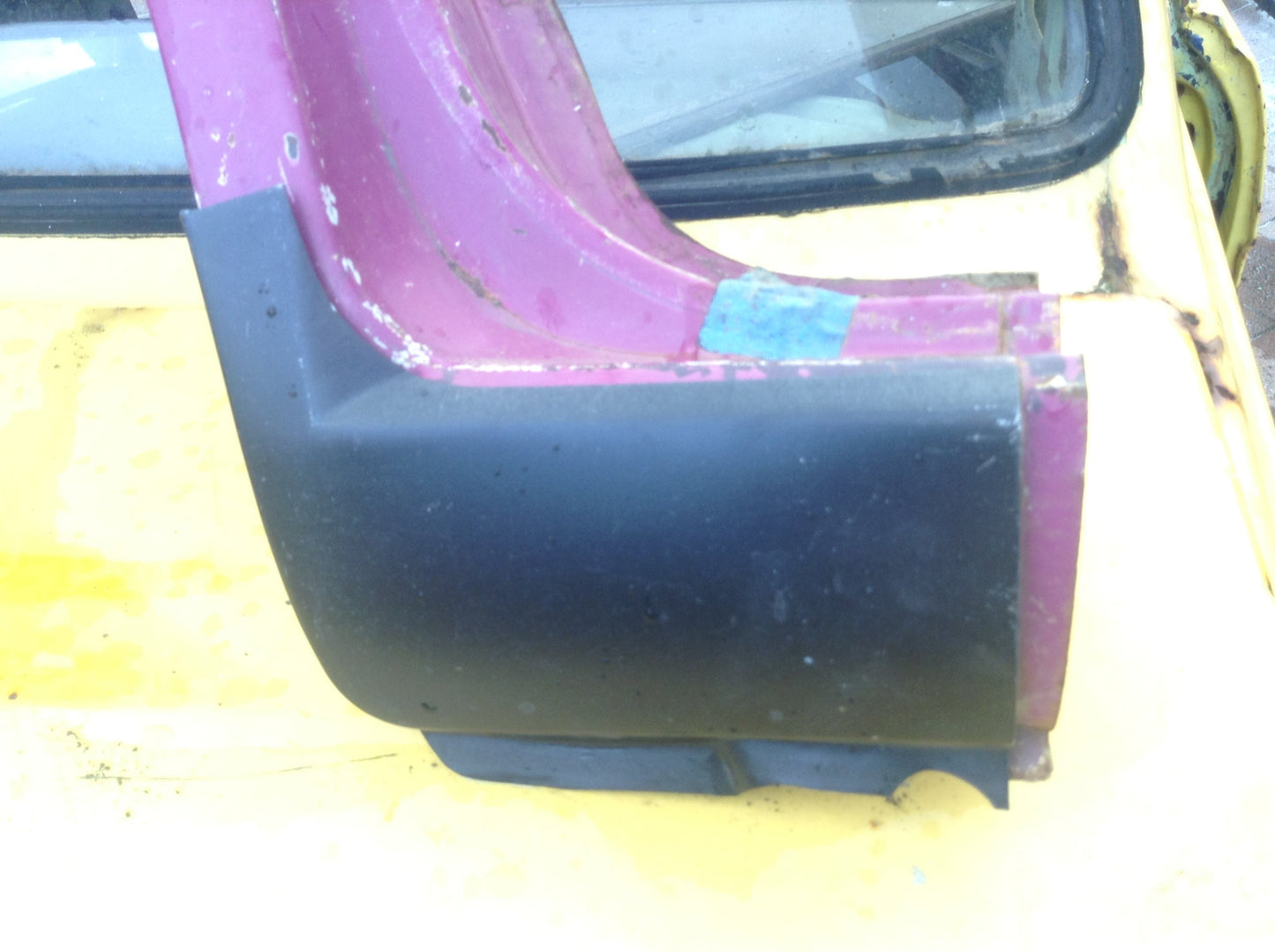 SUITS A DATSUN 1200 SEDAN DOGLEG/DOOR TO WHEEL ARCH