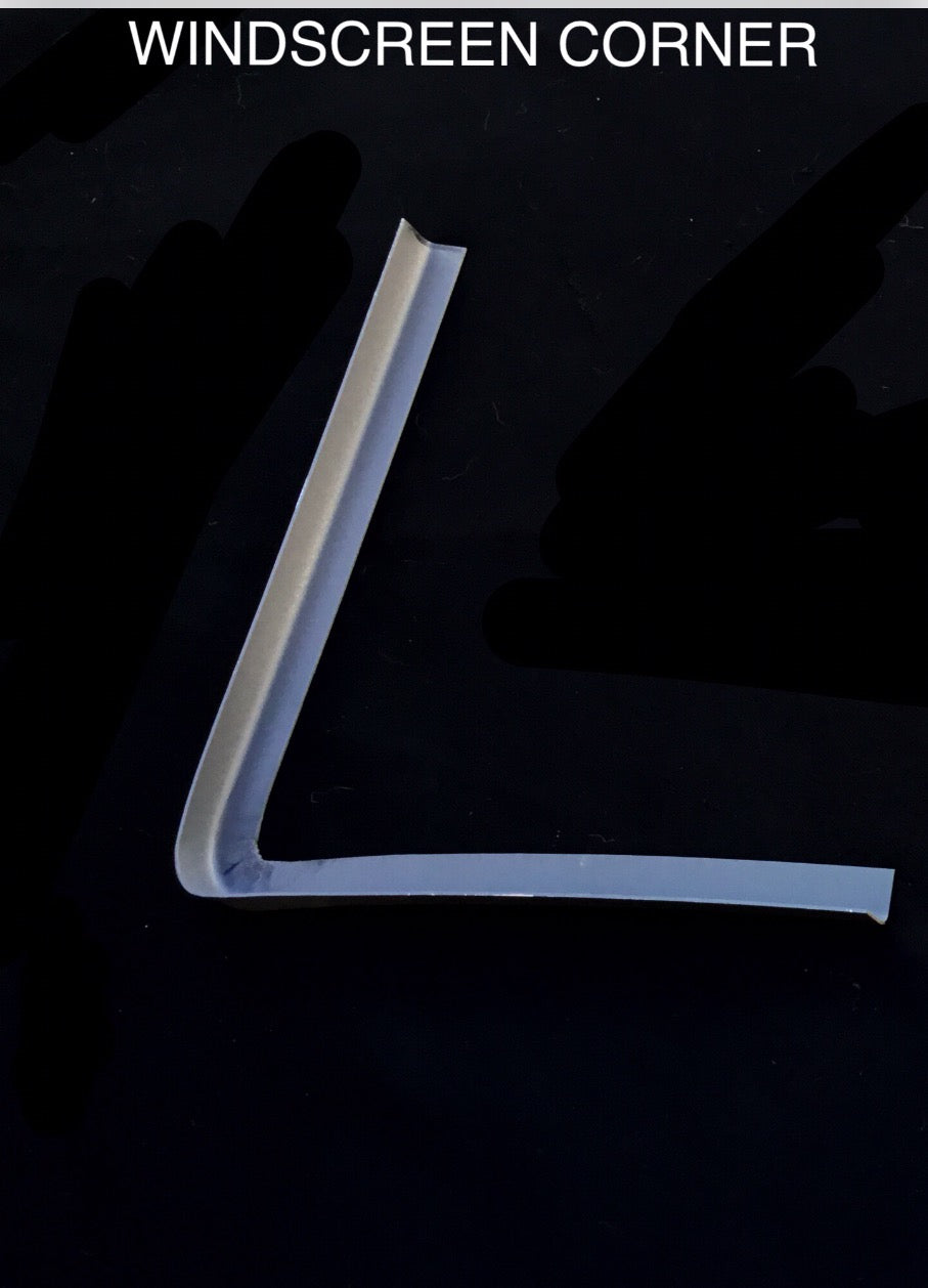 VALIANT CHARGER REAR WINDSCREEN CORNERS