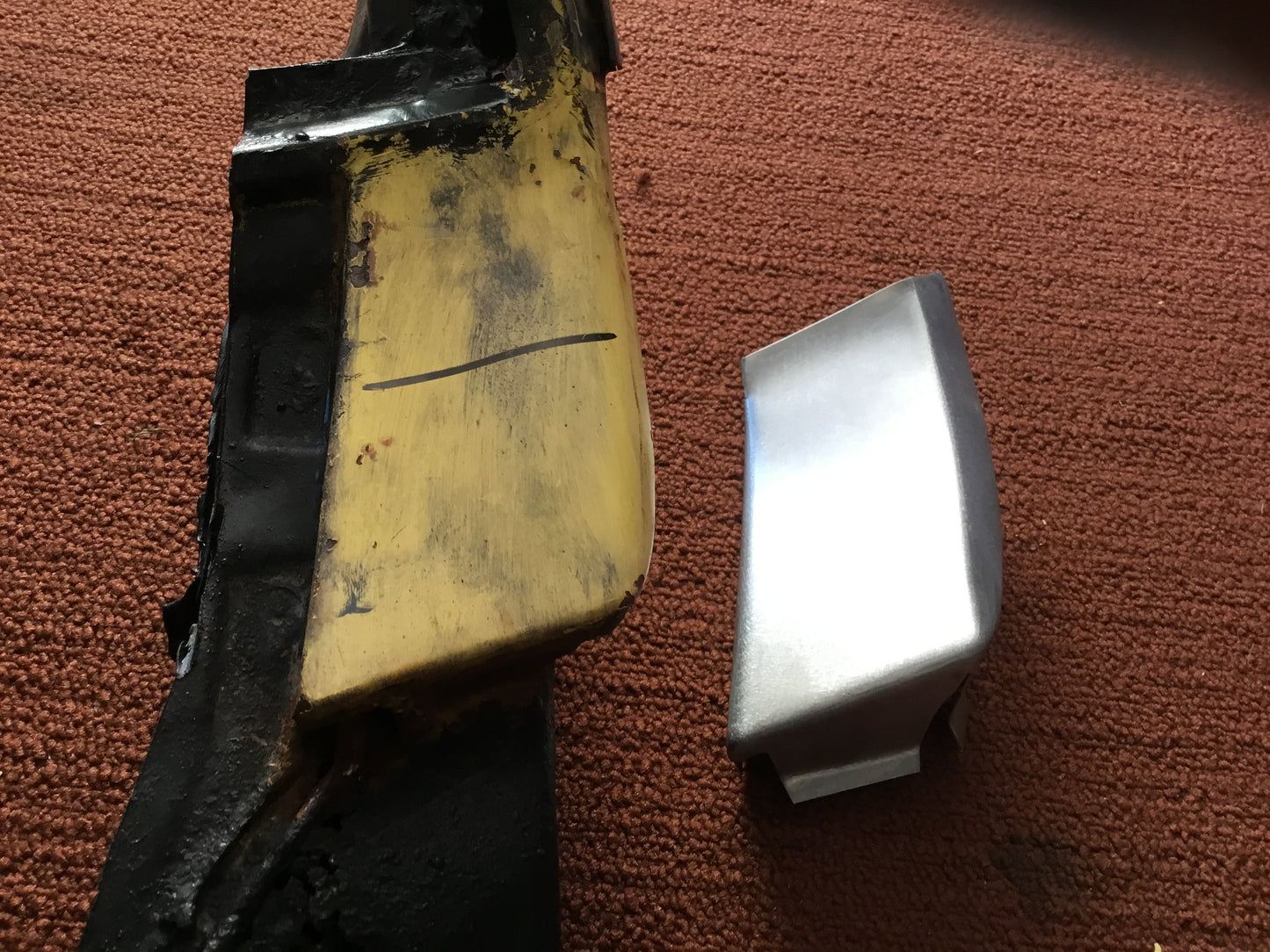 FITS HOLDEN TORANA LX LH LC PLENUM END