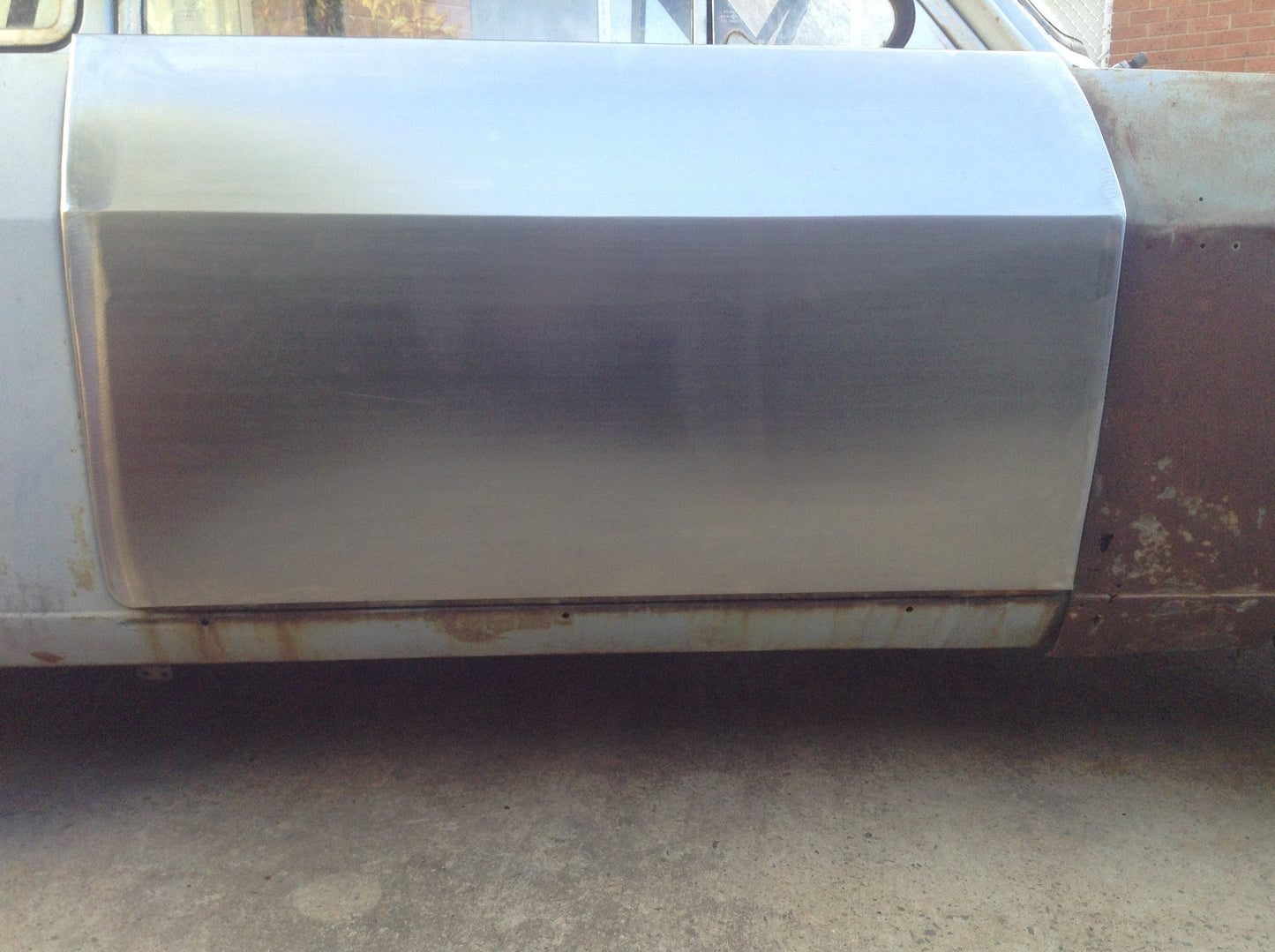 SUITS DATSUN 1000 WAGON DOOR SKINS RUST REPAIR
