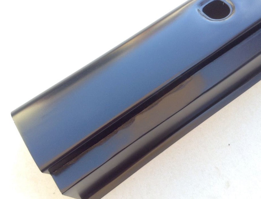SUITS A DATSUN ROADSTER SILL WITH STEP