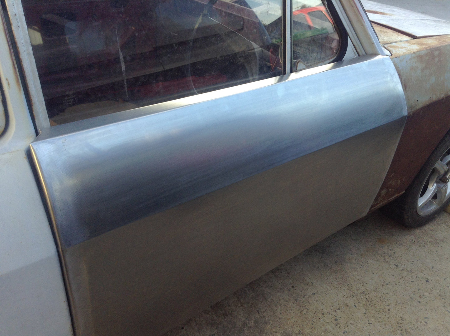 SUITS DATSUN 1000 WAGON DOOR SKINS RUST REPAIR