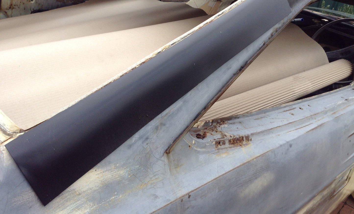 SUITS A DATSUN 1200 COUPE: C PILLAR SECTION