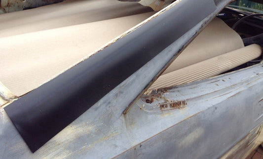 SUITS A DATSUN 1200 COUPE: C PILLAR SECTION